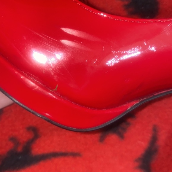 MOSCHINO EUC Red Patent Leather Studded Bow Pumps - Picture 11 of 16